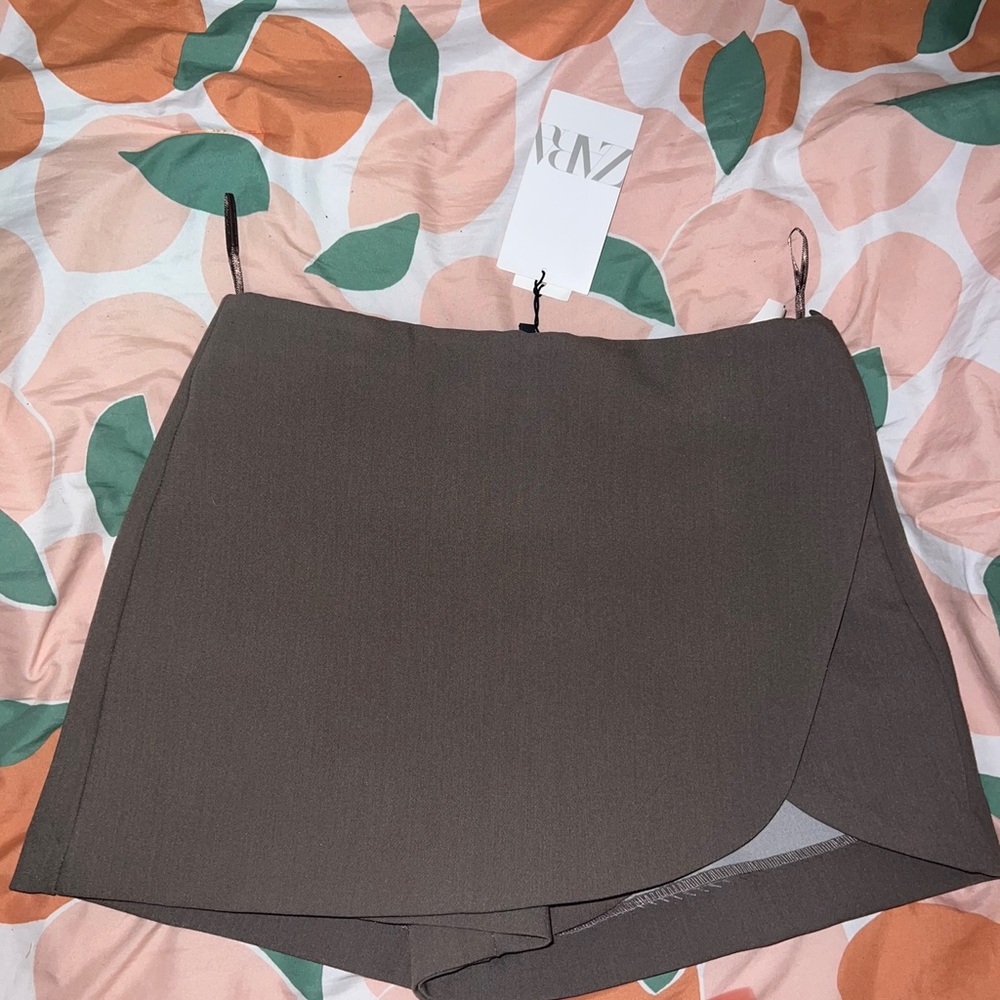 Zara brown skort